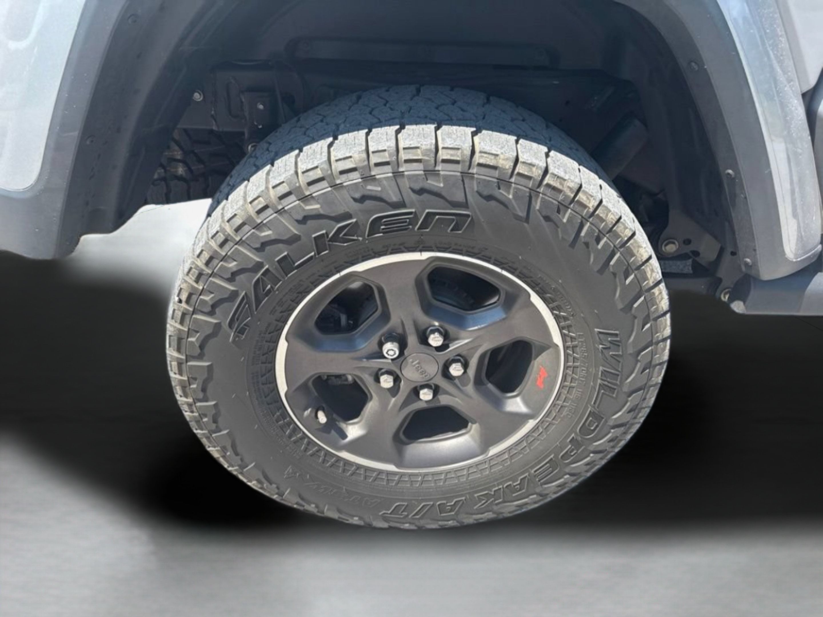 Used 2020 Jeep Gladiator Overland AWD/4WD image 33