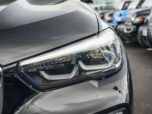 Used 2019 BMW X5 xDrive40i w/ Premium Package image 8