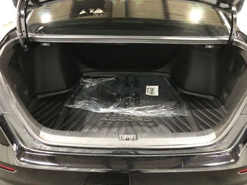 Used 2023 Honda Accord EX image 9