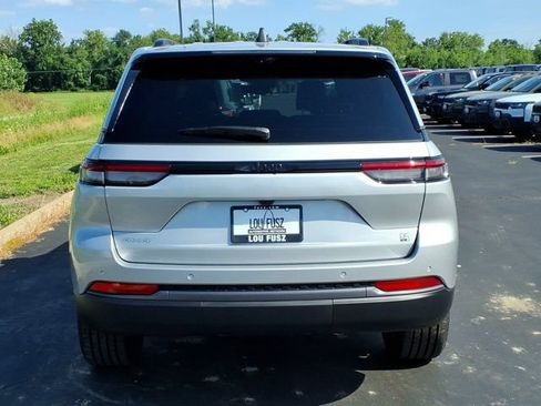 New 2026 Jeep Grand Cherokee Limited AWD/4WD image 20