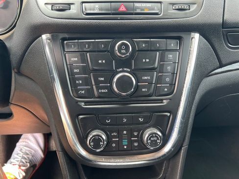 Used 2015 Buick Encore Convenience FWD image 28