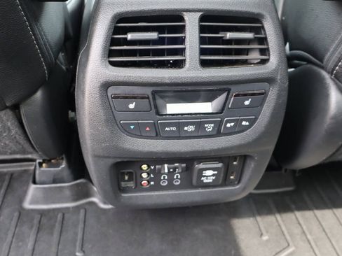 Used 2017 Honda Pilot Elite image 16