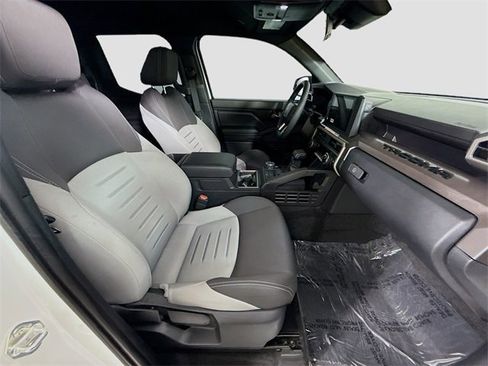 Certified 2025 Toyota Tacoma TRD Off-Road image 26