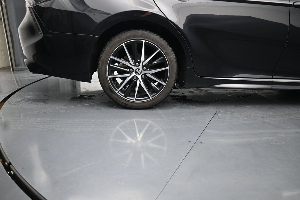 Used 2024 Toyota Camry SE FWD image 10