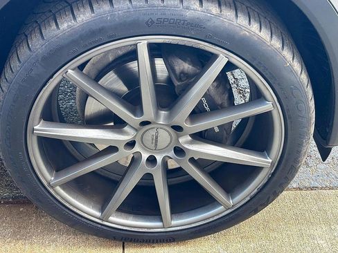 Used 2014 Porsche Cayenne Diesel Platinum Edition image 12