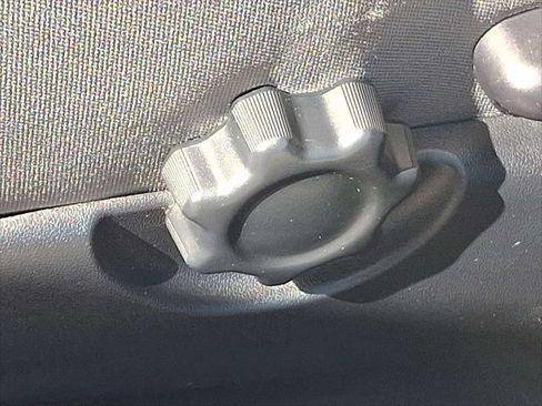 Certified 2022 Toyota Tacoma SR image 26