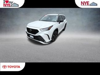 Used 2022 Toyota Highlander XSE AWD/4WD 360° Tour