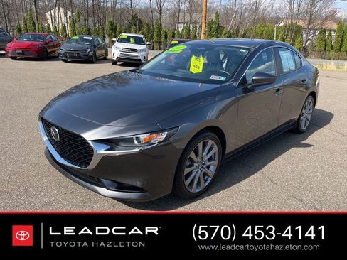 Used 2025 MAZDA MAZDA3 s FWD image 1
