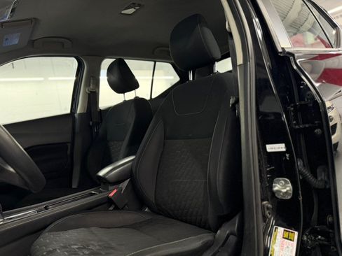 Used 2022 Nissan Kicks SV FWD image 16