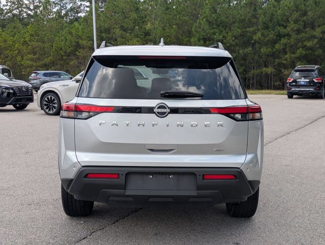 Used 2025 Nissan Pathfinder SV AWD/4WD image 4