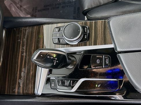 Used 2021 BMW 540i w/ Premium Package image 20