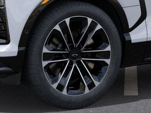 New 2026 Chevrolet Blazer EV SS image 9