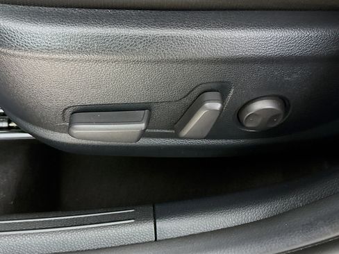 Used 2024 Kia Seltos SX w/ SX Sunroof Package image 24