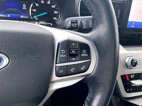 Used 2021 Ford Explorer XLT w/ Equipment Group 202A image 23