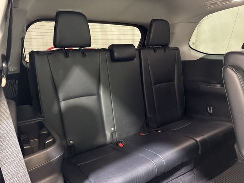 Used 2024 Toyota Grand Highlander AWD image 15