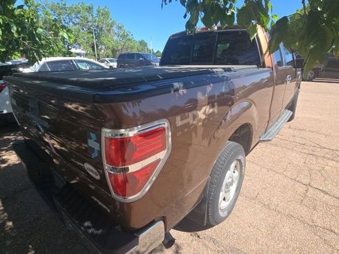 Used 2011 Ford F150 XLT w/ XLT Convenience Pkg AWD/4WD image 11