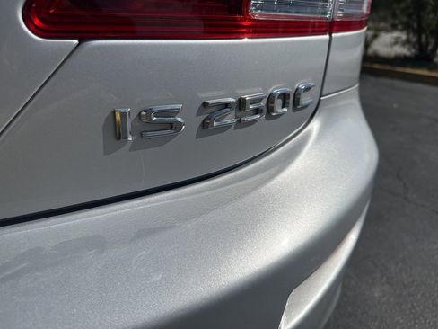 Used 2010 Lexus IS 250C image 10