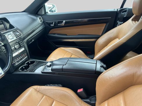 Used 2015 Mercedes-Benz E 400 4MATIC Coupe image 20