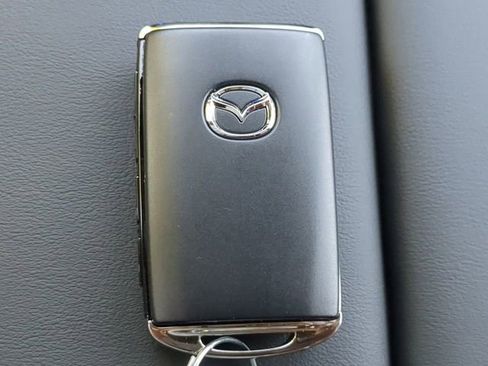 New 2025 MAZDA CX-70 Plug-In Hybrid w/ Premium Plus image 27