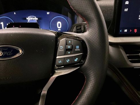 Certified 2025 Ford Explorer ST-Line w/ ST-Line Street Pack image 18