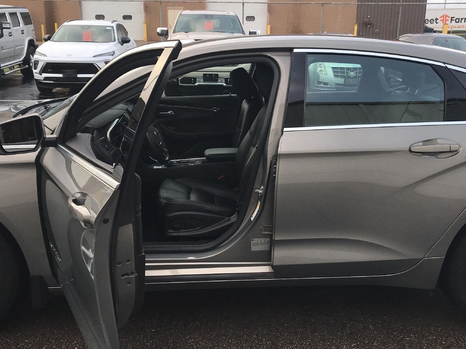 Used 2017 Chevrolet Impala LT w/ Leather Package FWD image 8