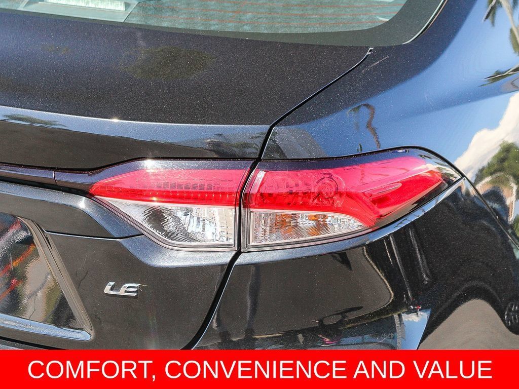 Used 2021 Toyota Corolla LE FWD image 7