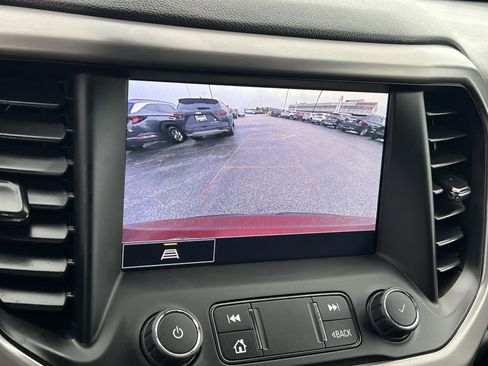 Used 2023 GMC Acadia AT4 image 19
