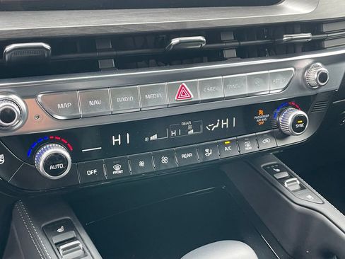 New 2025 Kia Telluride SX X-Line AWD/4WD image 17