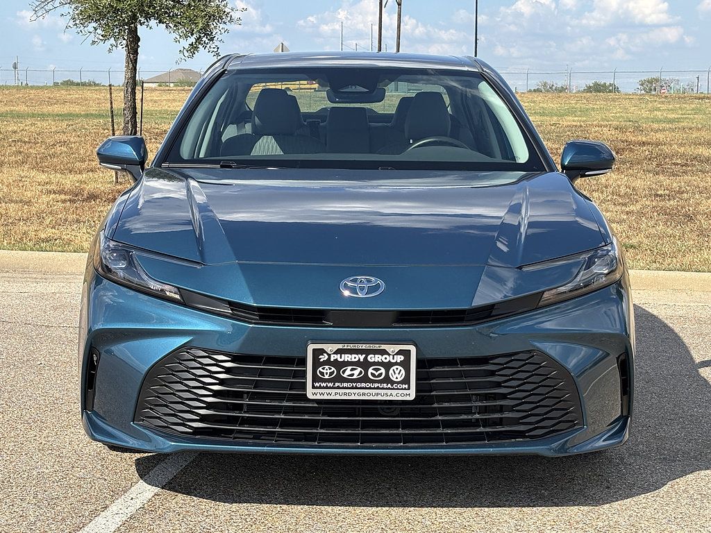 Used 2026 Toyota Camry LE w/ Convenience Package FWD image 4