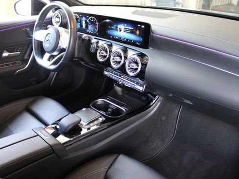 Used 2021 Mercedes-Benz A 220 image 12