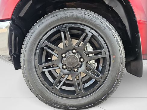 Used 2020 Toyota Tundra SR5 w/ SR5 Upgrade Package image 23