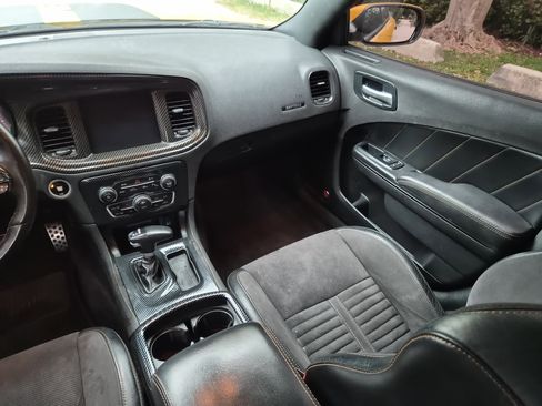 Used 2017 Dodge Charger R/T image 14