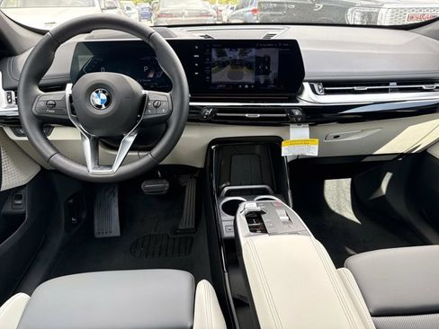 New 2026 BMW X1 xDrive28i w/ Technology Package AWD/4WD image 17