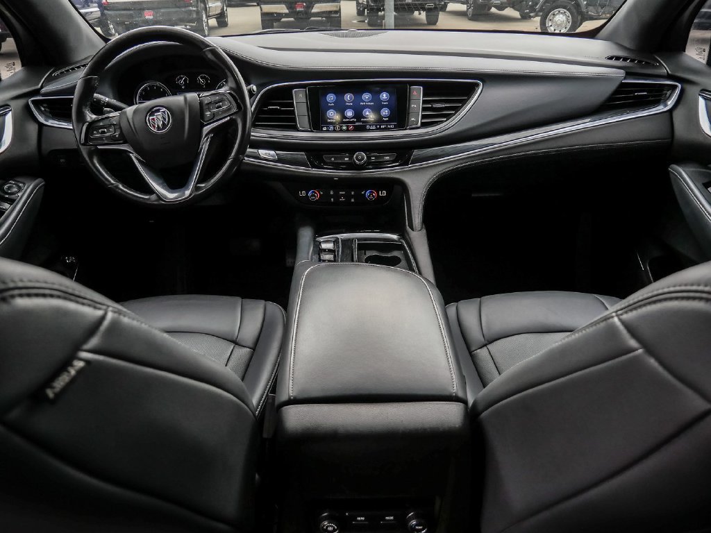 Used 2024 Buick Enclave Essence w/ Sport Touring Edition FWD image 25
