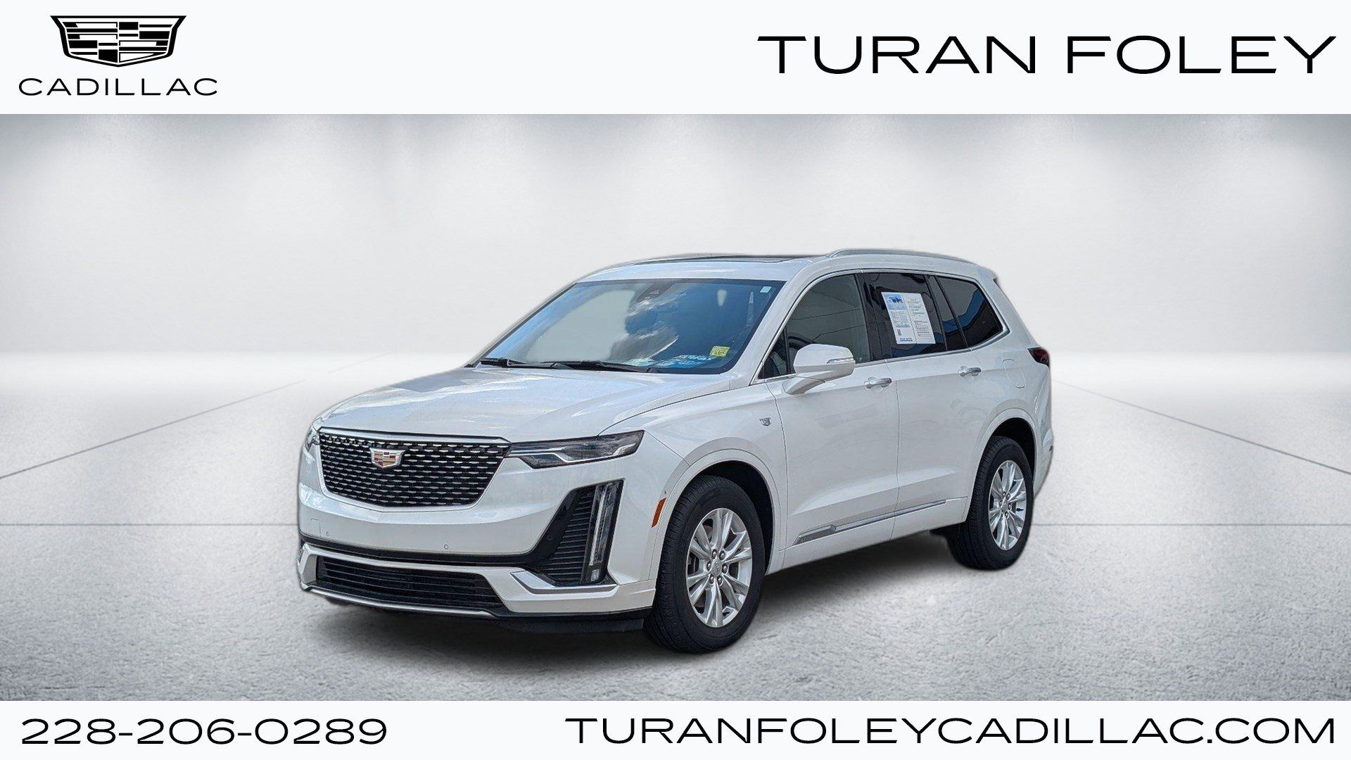 Certified 2024 Cadillac XT6 Luxury w/ LPO, Floor Liner Package AWD/4WD image 1