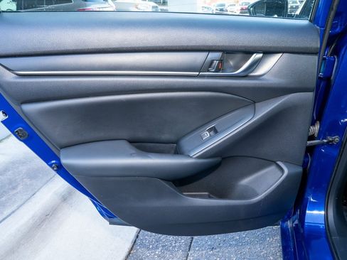 Used 2022 Honda Accord Sport image 19