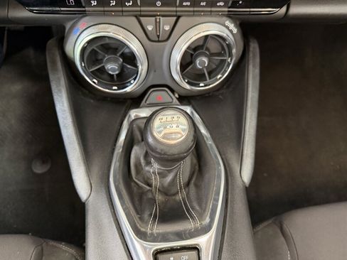 Used 2016 Chevrolet Camaro LT RWD image 17