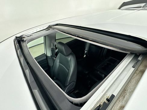 Certified 2023 Honda Odyssey EX-L image 28