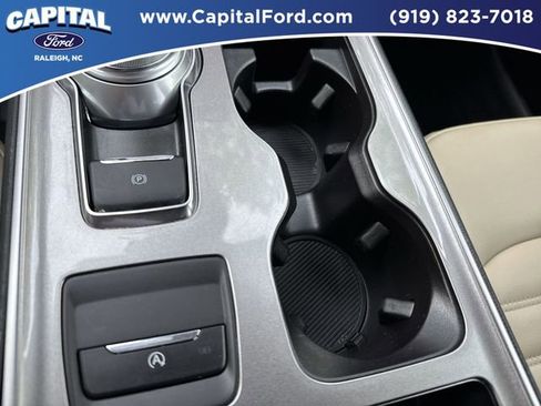 Certified 2023 Ford Edge SEL w/ Convenience Package AWD/4WD image 32