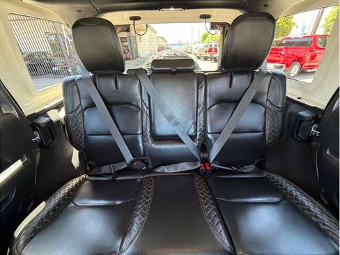 Used 2021 Jeep Wrangler Unlimited Sahara AWD/4WD image 8
