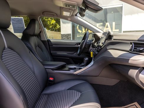 Used 2024 Toyota Camry SE FWD image 28
