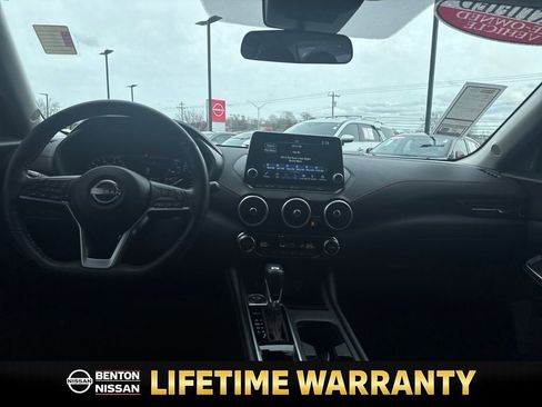 Certified 2025 Nissan Sentra SR w/ SR Premium Package image 13