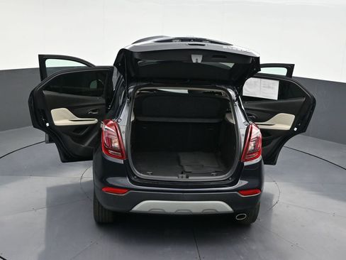 Used 2022 Buick Encore Preferred w/ Safety Package image 36