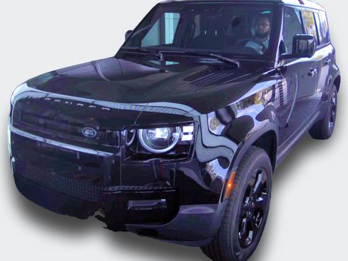 Used 2026 Land Rover Defender 110 S AWD/4WD image 1