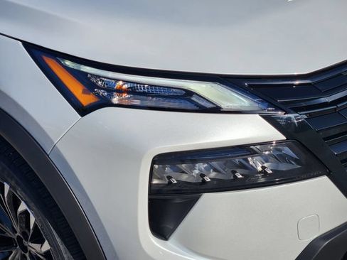 New 2026 Nissan Rogue Dark Armor FWD image 9