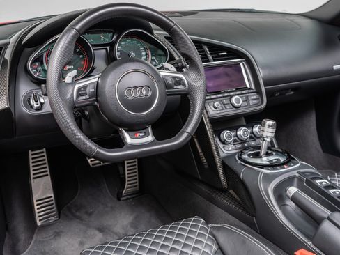 Used 2014 Audi R8 V10 AWD/4WD image 13