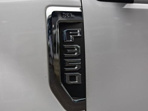 Used 2017 Ford F350 XL w/ Power Equipment Group image 15