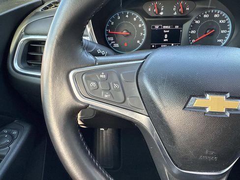 Used 2018 Chevrolet Equinox LT image 15