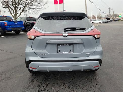 Certified 2023 Nissan Kicks SR w/ SR Premium Package image 6