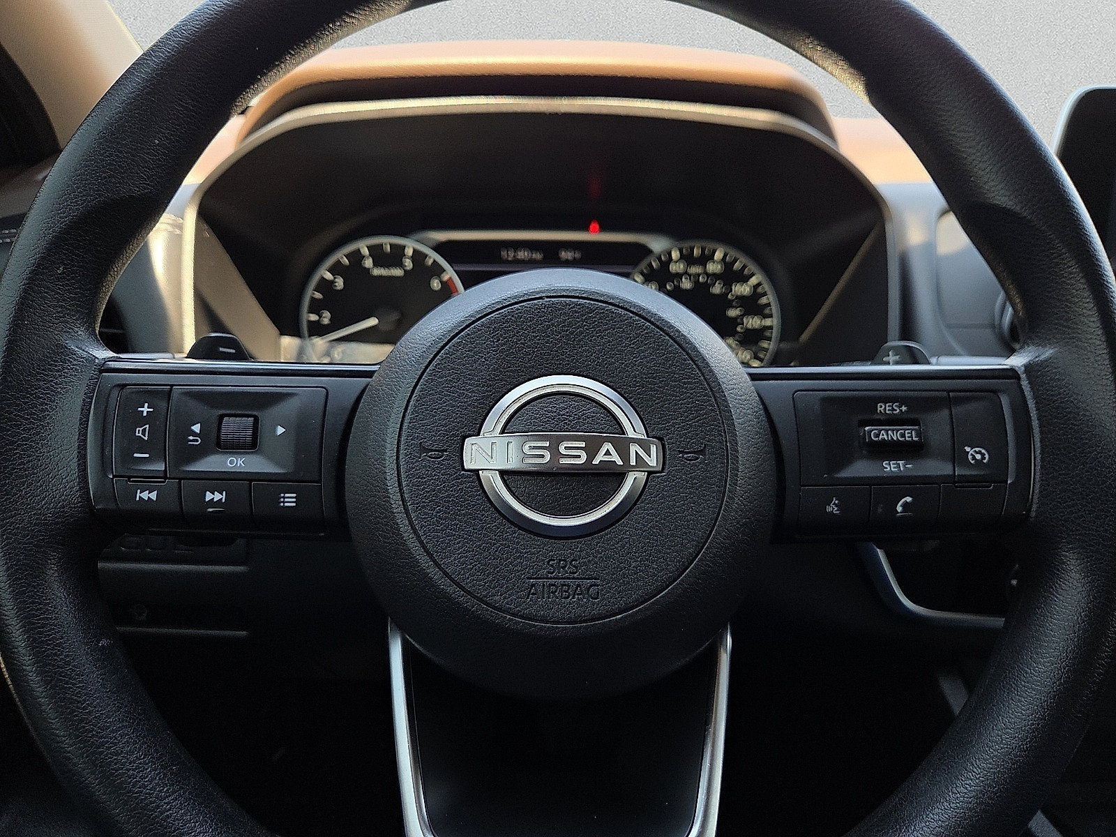 Used 2023 Nissan Rogue S FWD image 24